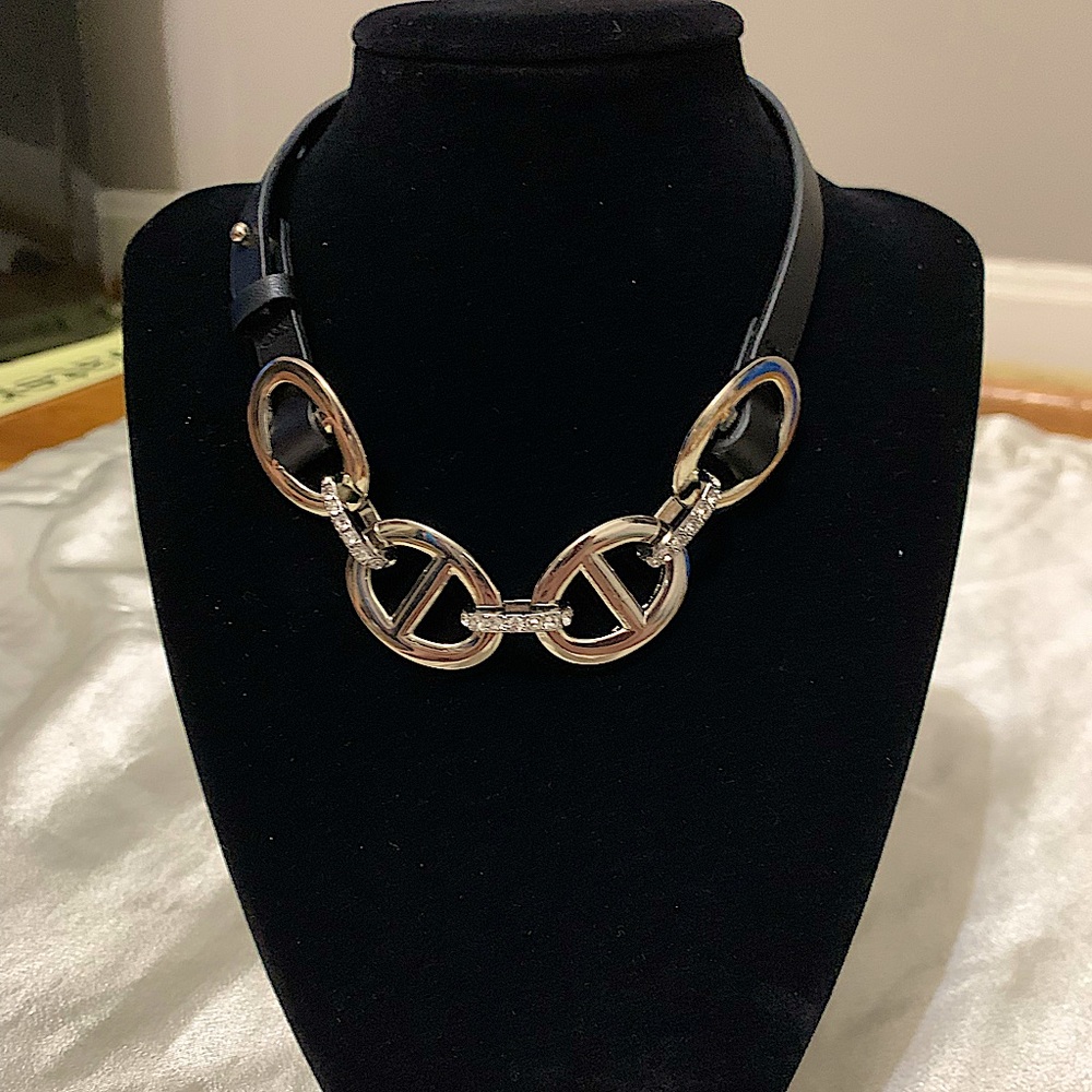 Ann Taylor silver chain necklace